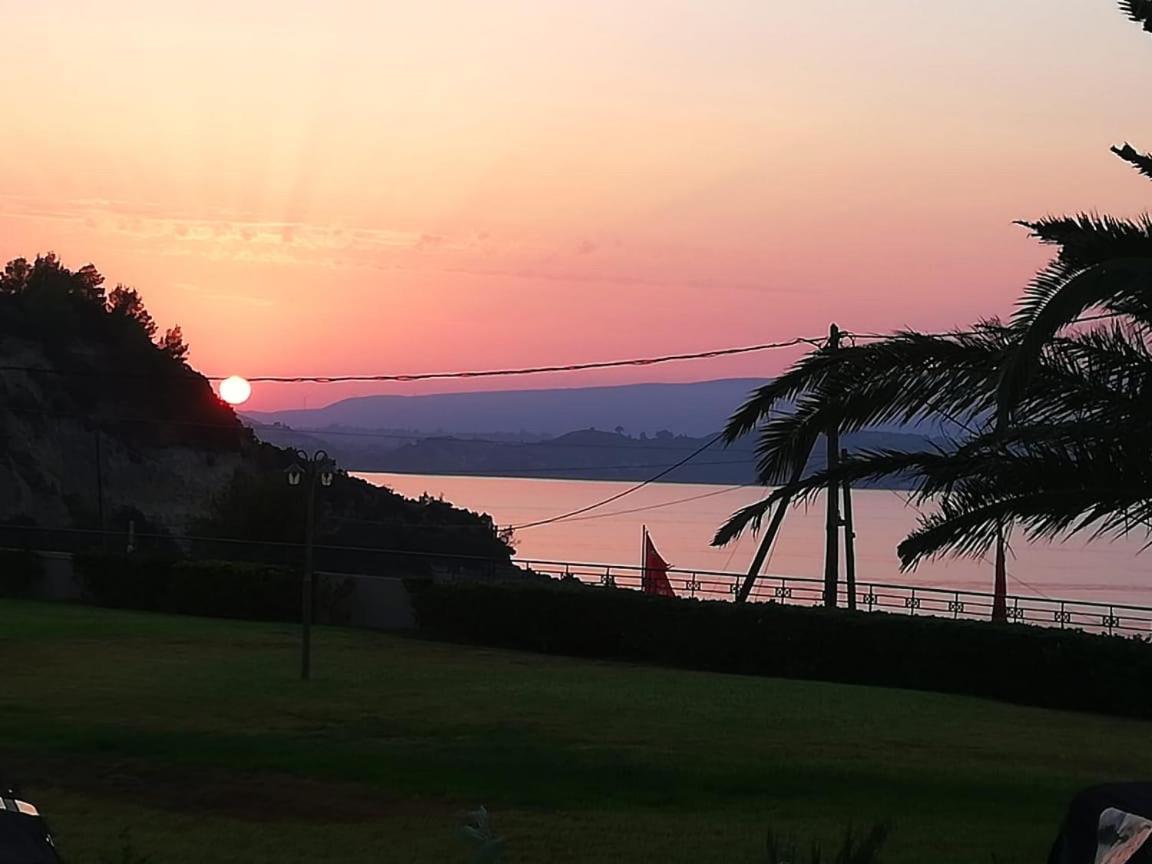 Aloni And * Lassi (Kefalonia)